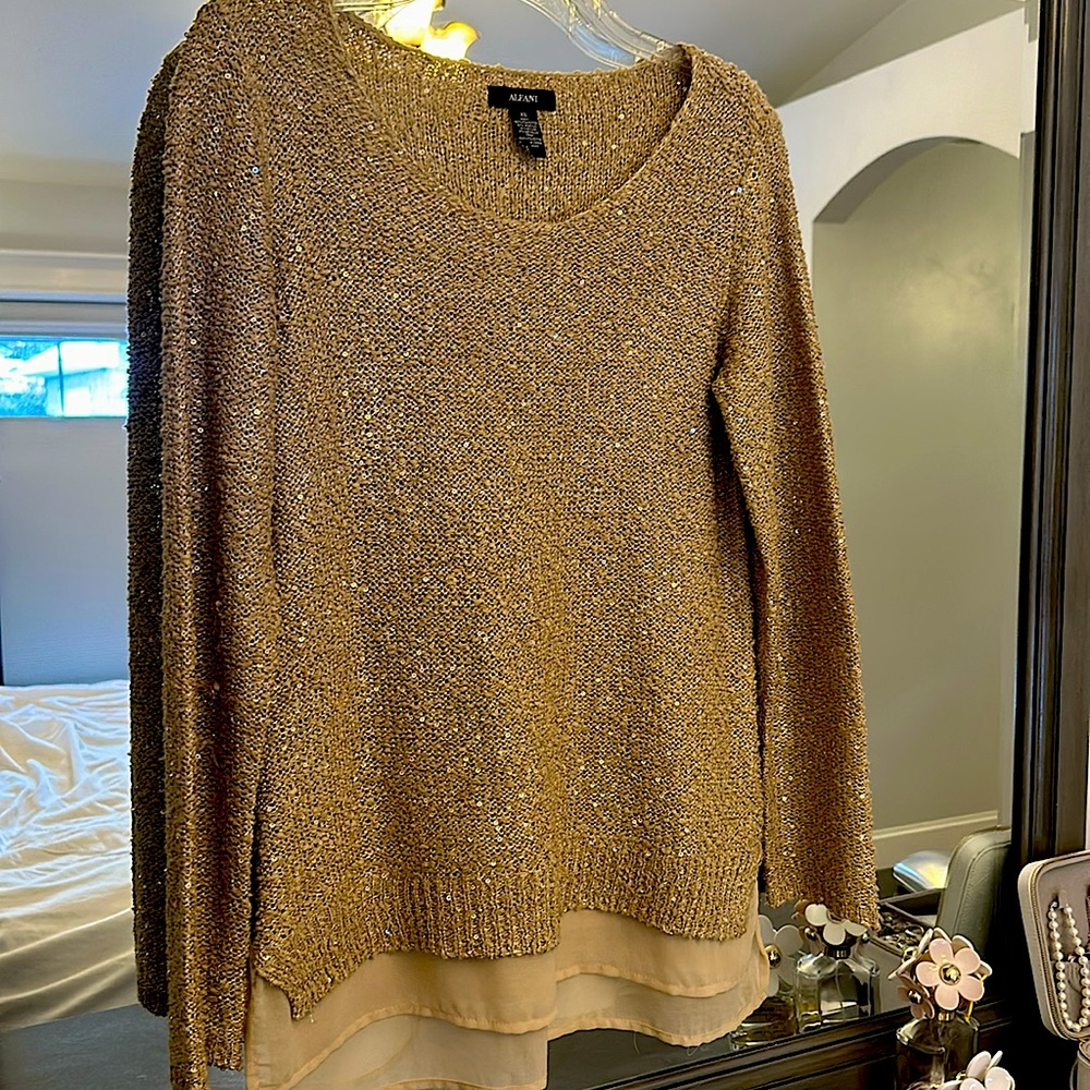 Gold  Alfani knitted sweater with small sequins.  Extra small relaxed fit.